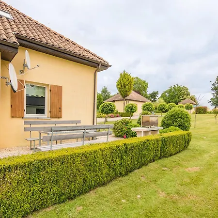 Modern In Aquitaine * Saint-Nexans