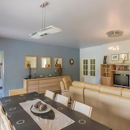 Prázdninový dům Modern In Aquitaine *
