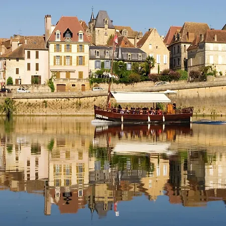 Дом отдыха Modern In Aquitaine Сен-Нексан