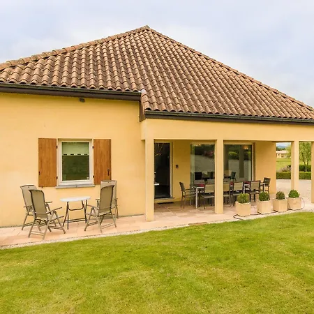 Modern In Aquitaine